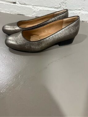 Sofft Metallic Silver Low Block Heel Flats